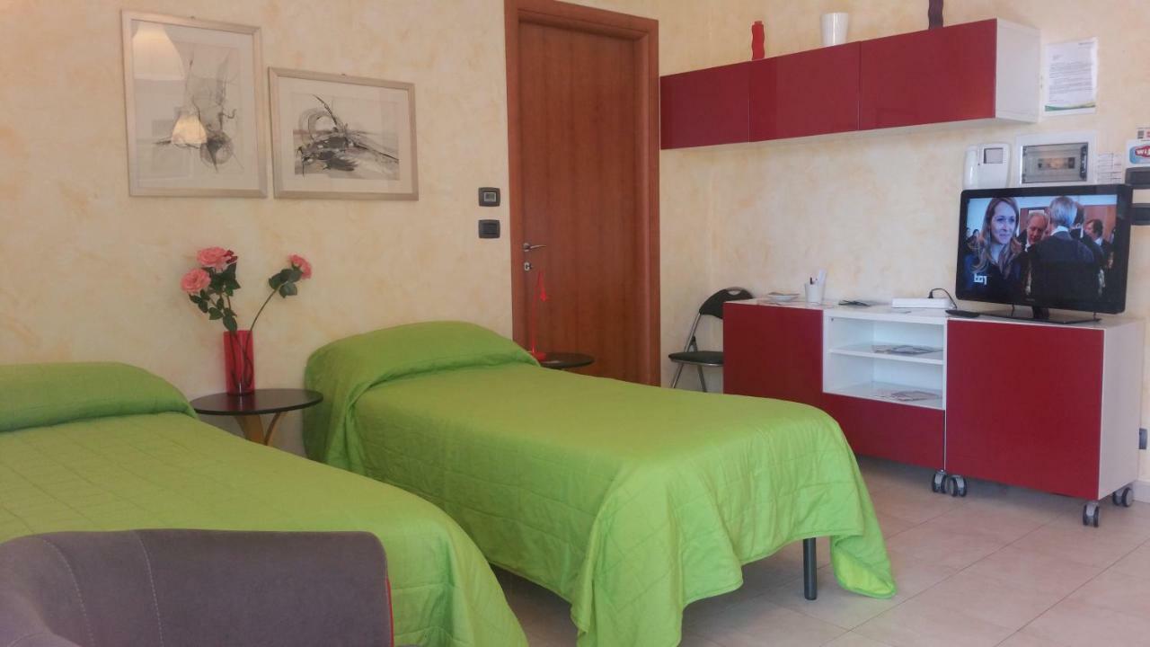 B&Bleterrazze Boutiquehotel2-Torino Ciriè Εξωτερικό φωτογραφία